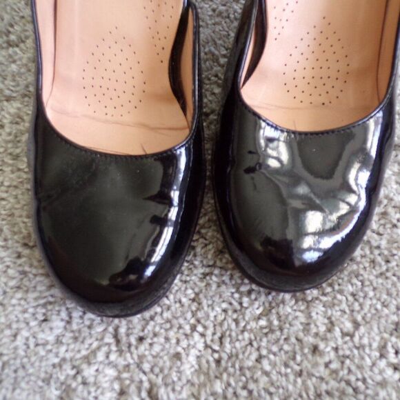 Anyi Lu Italian black patent leather pumps 37.5 - Picture 10 of 11